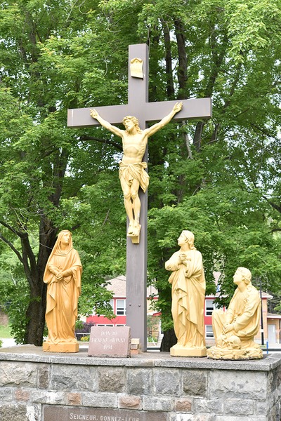 BR-Église-St-Mathieu-de-Rioux-Juillet-2023-Photo-16